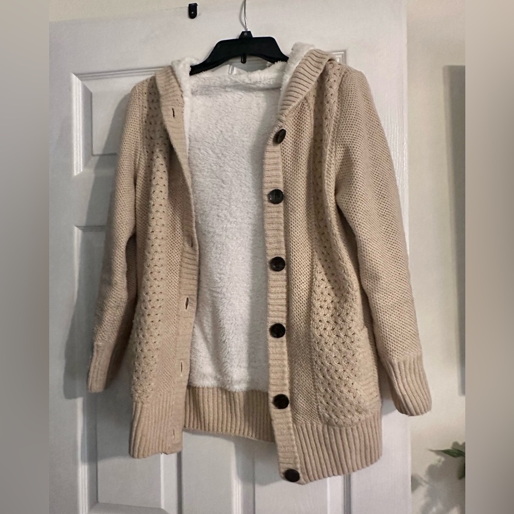 Women’s Hooded Sherpa Sweater